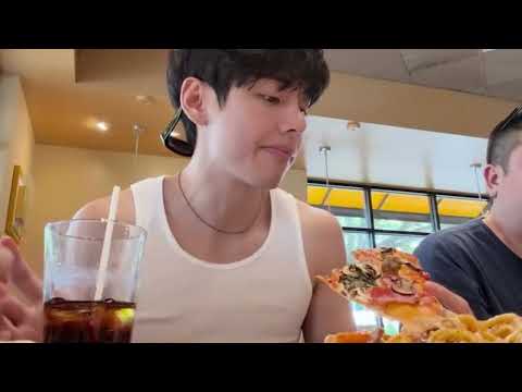 *V* ENJOYING 🥰🥰🥰🥰🥰😍😍 #BTS #ARMY #TAEHYUNG