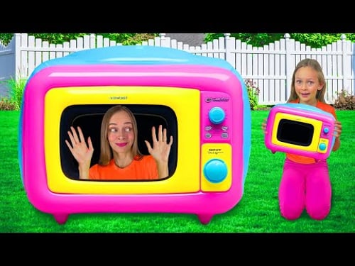 Büyüyen Kız | Büyü ile Dev Olmak | Eğlenceli Şarkı