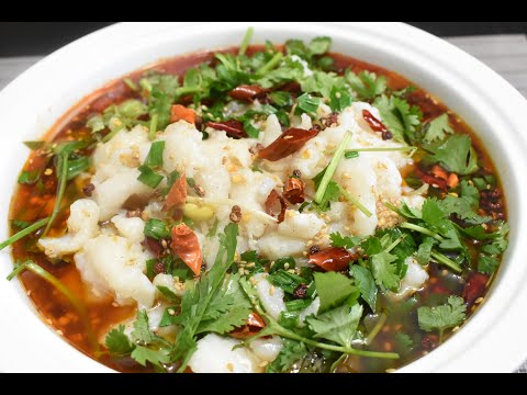 沸腾水煮鱼;Basa fillets,BASA冰冻鱼柳一样做出鲜嫩的水煮鱼;水煮鱼:鱼肉白,红汤清;材料简单,操作容易的水煮鱼,做菜小白一看就会。