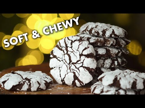Extra Crackly CHOCOLATE CRINKLE COOKIES