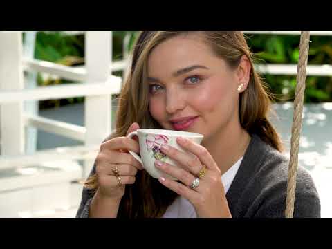 Celebrating the Holidays with Miranda Kerr