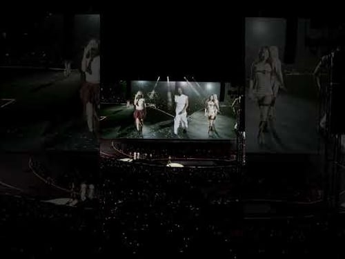 #blackpink “Whistle” live from the #deadlineworldtour Barcelona