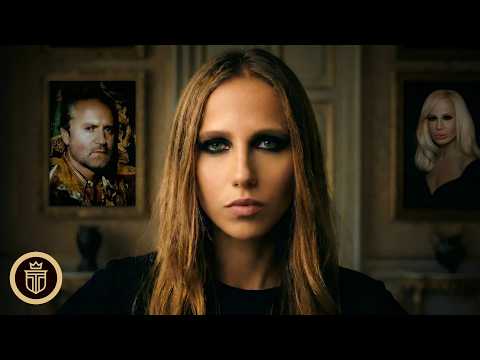 Allegra Versace: When $800 Million Can’t Save An Heiress