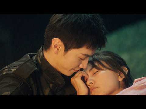 Cinderella drunkenly called the handsome guy's name,leaned on his shoulder,he felt secretly happy!