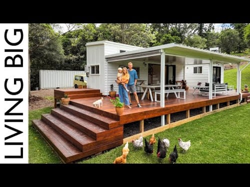 Stunning Tiny House Homestead In The Noosa Hinterland