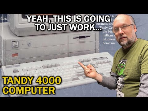 0079 I'm at a loss for words when I first see this Tandy 4000 computer