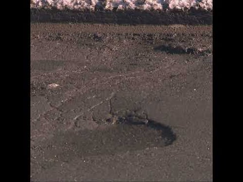 Montreal without a contract for pothole repair for a month