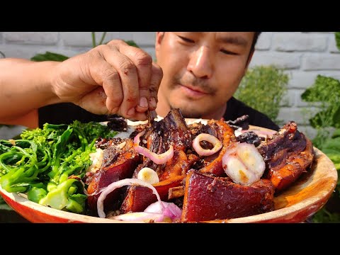Best Pork ribs i have ever eaten tender juicy and delicious | four fried ghost pepper (kinh chilly)