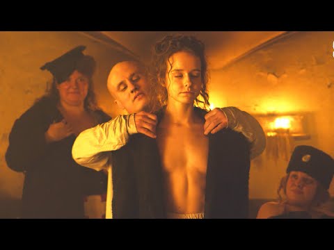 嬌柔女主化身性感吸血鬼,大殺特殺血肉橫飛!一口氣看完重口爽劇《卡拉莫拉》