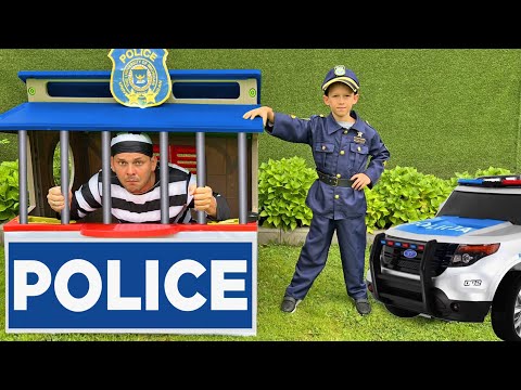 Max playing His Own Police station