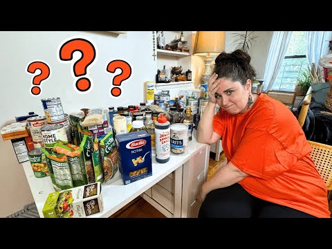 EMPTYING out ALL the cabinets to SOLVE the kitchen PUZZLE π©π½ New York City KITCHEN DECLUTTER ep. 11