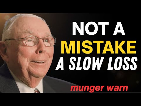 Charlie Munger: This Habit Keeps Older People Financially Stuck