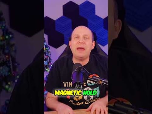 This Car Charger Is a Nice, Solid Mount