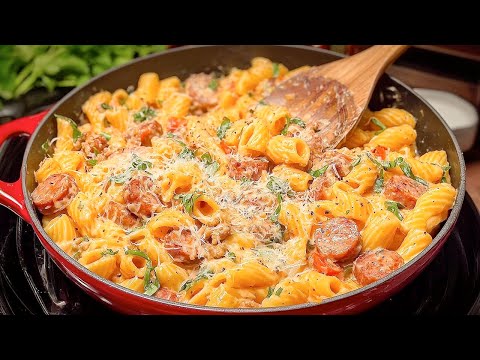 ¡La pasta con salchichas y tocino más deliciosa que jamás haya preparado! ❗️ ¡Sencilla y muy jugosa!