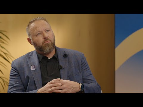 Scaling generative AI for telecom operators through collaboration | AWS Events