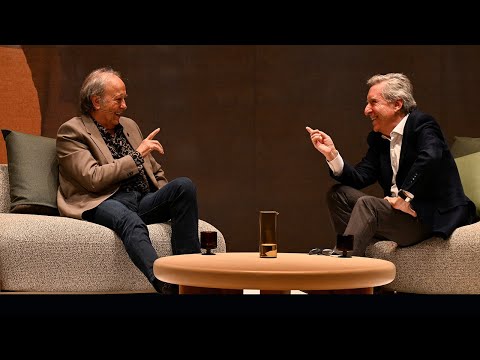 Encuentro de Joan Manuel Serrat con el público en el que charla con Iñaki Gabilondo