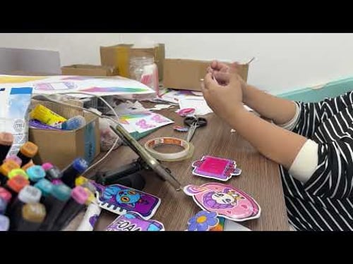 Instructions For Cutting Paper To Create Toys Part 6