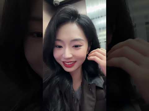 张张张紫菡🌳🔥偷偷探班于伦豪💕2025 12 15 21 20 39🎬