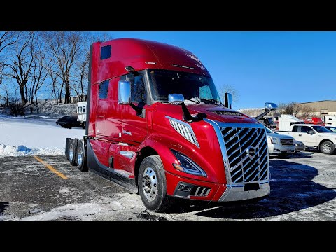 2025 Ultimate Volvo VNL860 top trim 👌 #modern #diesel #technology #volvotrucks #trucking #luxury