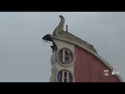 Progress made on removing damaged portion of Fremont Theater sign