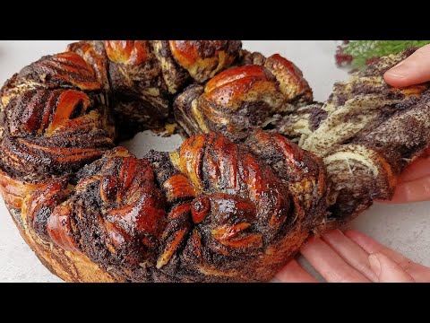 CRAZY DELICIOUS!!! You can never have too much poppy seeds :-) Poppy seed braid.