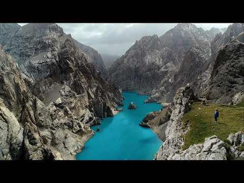 Едем к самому КРАСИВОМУ озеру в мире! / Кель-суу, Кыргызстан / серия 1