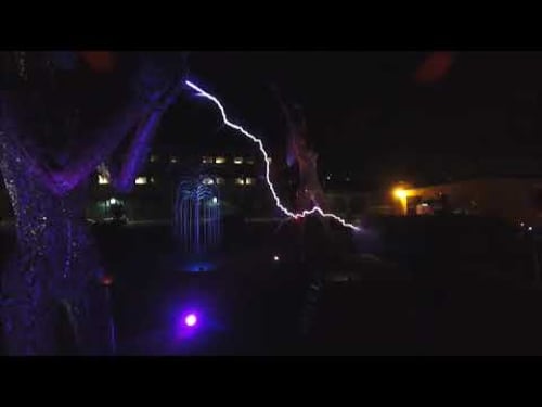 Tesla Coil vs a 40ft Human Sculpture