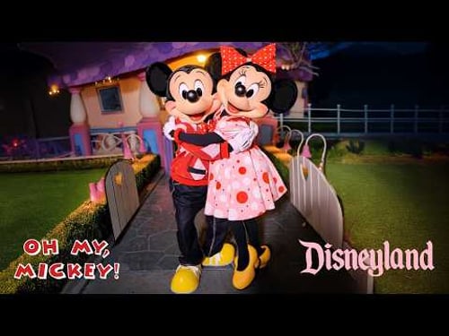 Mickey & Minnie Mouse Celebrate Valentine's Day at Disneyland | Disney Parks