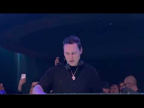 Dimitri Vegas & Like Mike & Tiësto & Dido & W&W - (Thank You) Not So Bad - (Tiesto - club.Liv live)