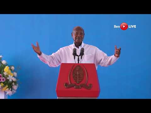 Museveni shines π₯ in Tanzania πΉπΏ, preaches prosperity of the East African people through Business