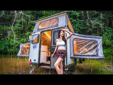 LUXURY RV CAMPING IN THE RAIN⚡