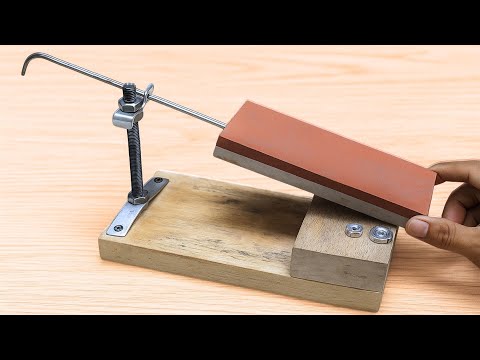 Why didn't i know this sooner! Great idea to sharpen razor sharp knives