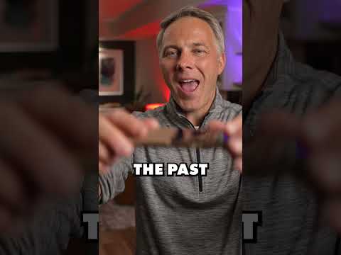 First look Motorola Razr Ultra (2025) folding flip smartphone #tech #techtrends #motorola #razr