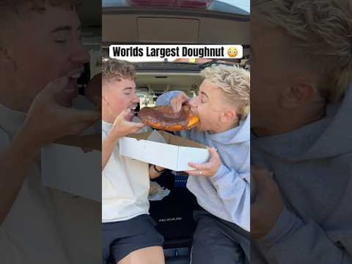 We Tried the Worlds Largest Doughnut 😳
