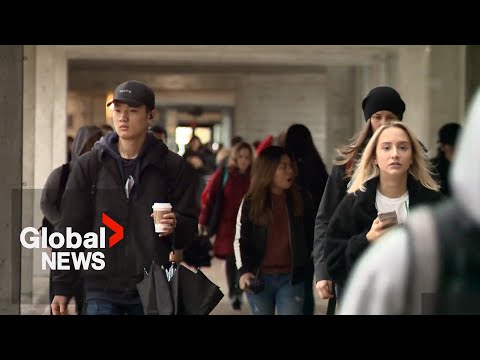 Canada sees biggest population decline on record: StatCan