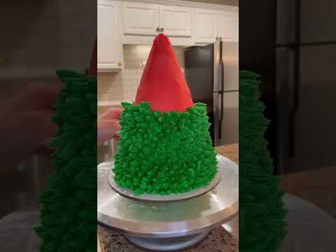 Christmas tree cake but naughty