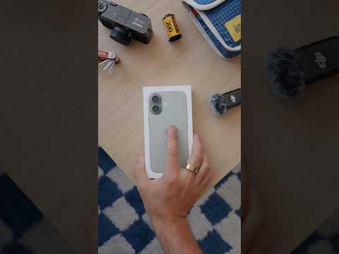 iPhone 17 Unboxing - Sage Green
