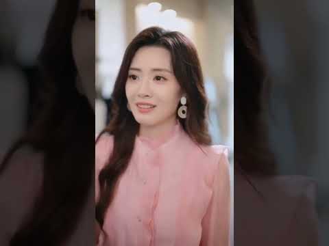 💸Broke CEO takes in lone girl; her plant gift brings back billions🤑—she’ll rebuild his empire!