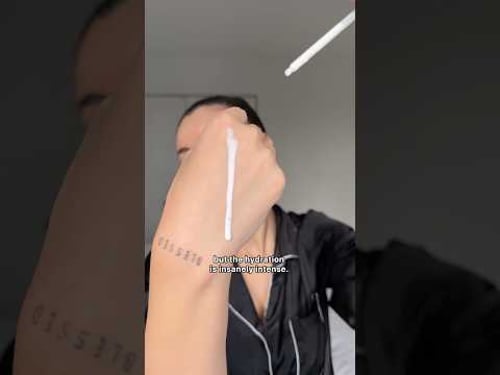 Trusting @theordinary Rice Lipids + Ectoin Microemulsion Moisturizer to fix everything 💧