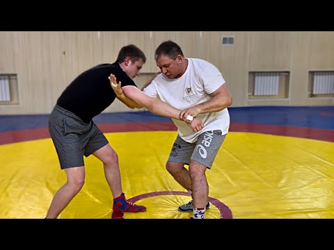 Перевод за руку/ Перевод нырком под руку/ Сброс руки сбоку