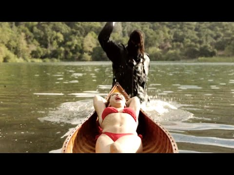 Семья находит подводный город, который уже 90 лет забирает к себе людей