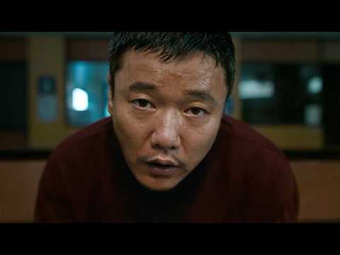 在權力面前沒有公平,但是他們不能像蟲子一樣把我們隨意踩死!一部讓無數父母破防的電影!