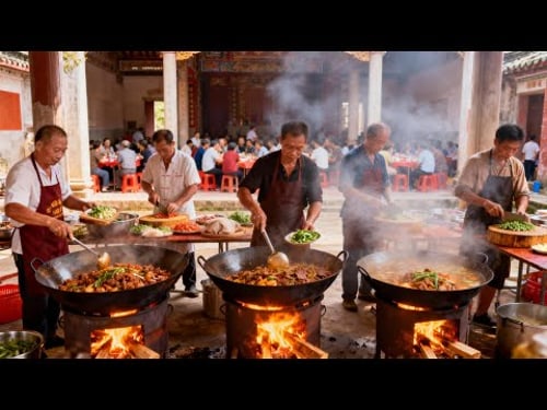 中国传统农村酒席美食,最接地气的农村宴席,生猛的露天厨房,震撼的农村厨艺!40美元18道菜!白切鸡,八宝鸭,虎皮扣肉,糖醋排骨,爆炒鱿鱼,清蒸多宝鱼,各种硬菜吃不完!没有奢华的场地,却最有乡土人情味!