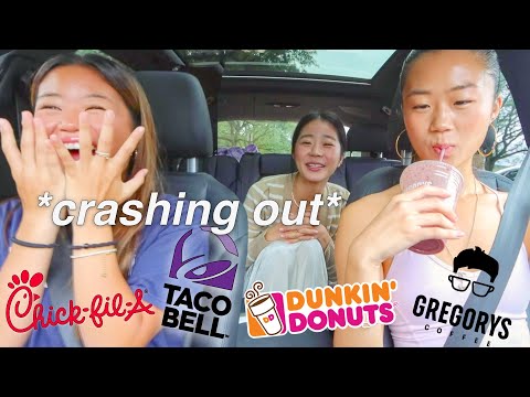 EATING WHAT THE PERSON IN FRONT OF US ORDERED!!