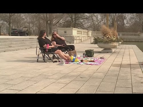 Locals take advantage of record-high temperature Tuesday