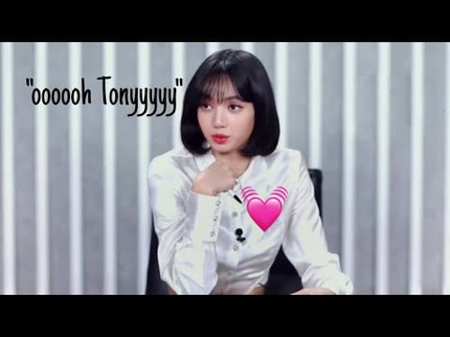 BLACKPINK moments tht left Lisa's wig On The Ground