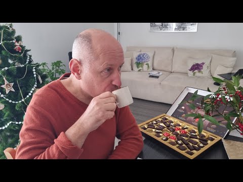 Africa in Provence. A parcel from my sister in Paris. New Year's products and decor for our village.