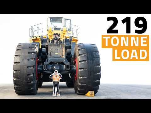 Hauling the World's Biggest Mining Loader Across Australia!