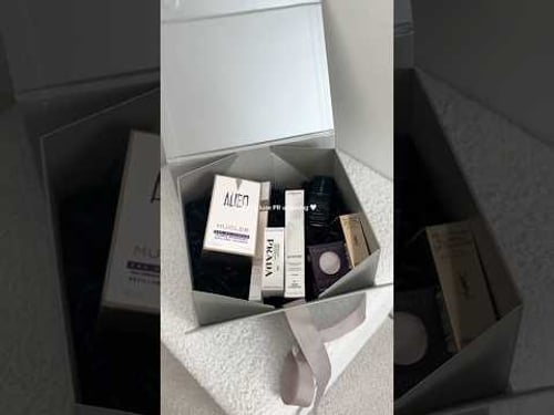 LโOrรฉal PR unboxing #shorts #shortsfeed #loreal #prunboxinghaul