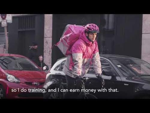 Meet Alexis - triathlete and foodora rider.